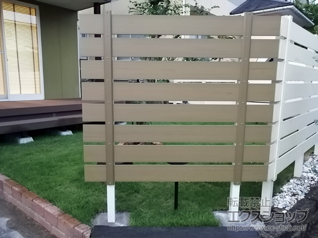 石川県金沢市ののフェンス・柵 マイティウッド ベーシック 横貼り8段 隙間10mm 施工例