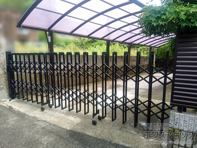 神奈川県ののカーゲート トリップゲートII S型 傾斜地対応 ノンレール 片開き　41S 施工例