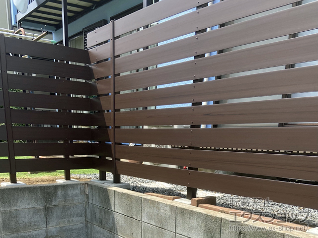 神奈川県厚木市ののフェンス・柵 マイティウッド ベーシック 120サイズ 隙間20mm H1340 施工例