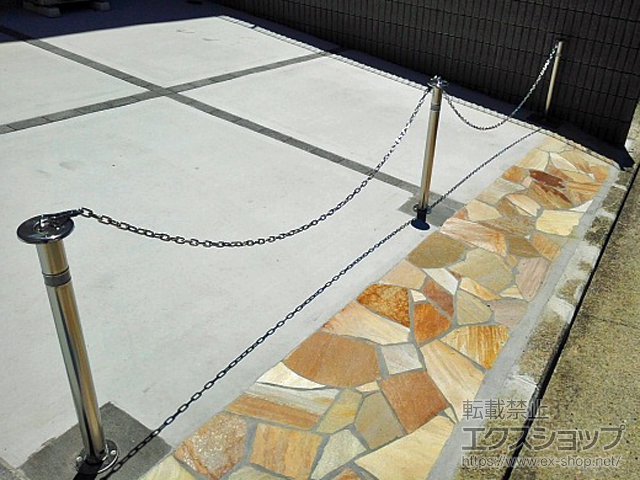 神奈川県横浜市ののカーゲート スペースガードF48型 埋込式 キー付き 施工例