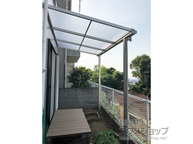 兵庫県神戸市ののテラス屋根 ソラリア F型 テラスタイプ 単体 積雪〜20cm対応 施工例