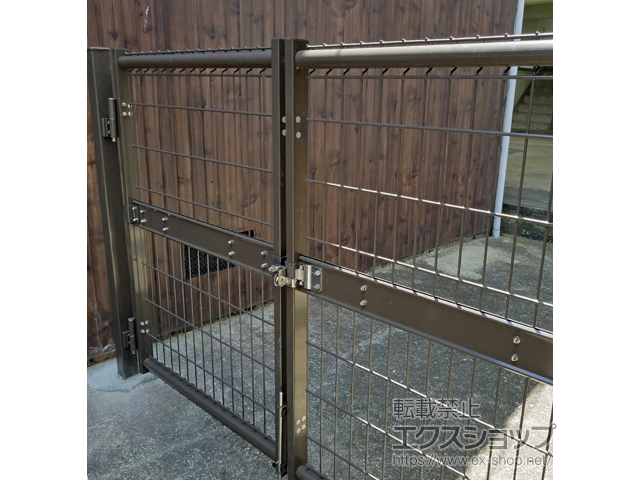 愛媛県松山市のの門扉 ハイグリッド門扉N8型 両開き　柱使用 施工例