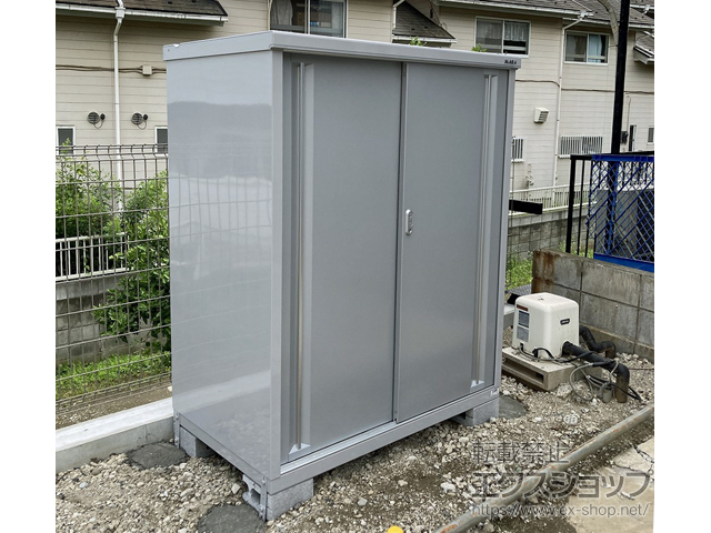 千葉県船橋市のの物置・屋外倉庫 シンプリー 一般型 1320×755×1603 MJX-137D-FS 施工例