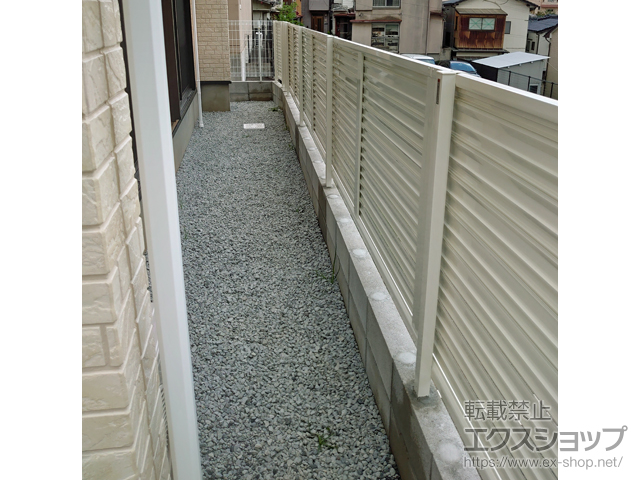 長崎県長崎市ののフェンス・柵 ミエーネフェンス 目隠しルーバータイプ 自由柱施工 施工例