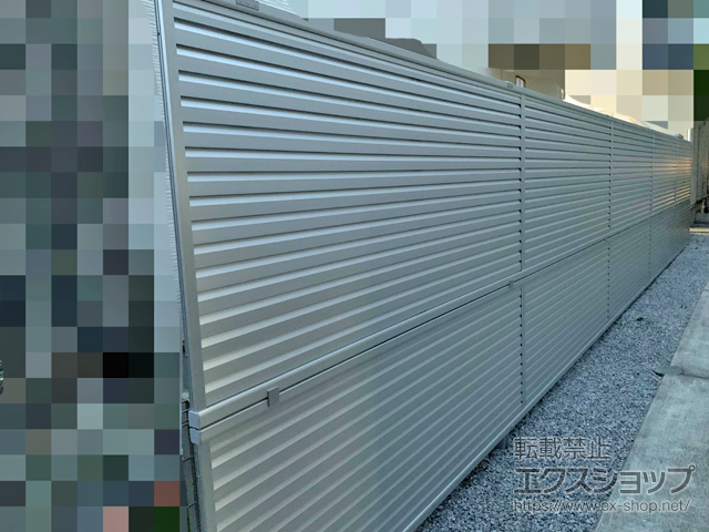 埼玉県所沢市ののフェンス・柵 ミエーネフェンス 目隠しルーバータイプ 2段支柱 自立建て用（パネル2段） 施工例