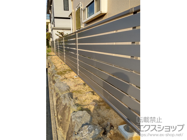愛知県常滑市ののフェンス・柵 シンプレオフェンスSY1F型 横スリット　自由柱施工 施工例