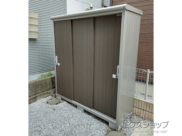 埼玉県上尾市のの物置・屋外倉庫 エスモ 一般型 1797×650×1959 ESE-1806A-DW 施工例