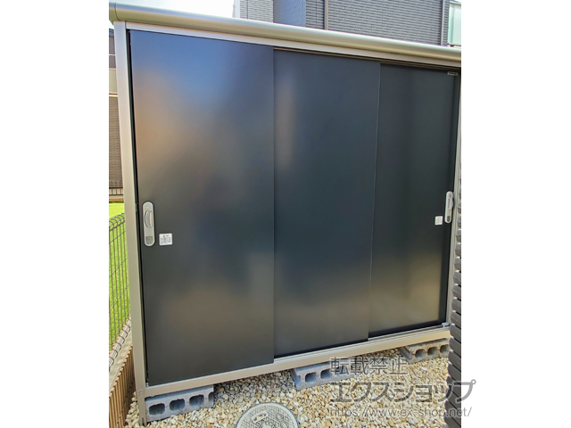 千葉県印西市のの物置・屋外倉庫 エスモ 一般型 2100×900×1959 ESE-2109A-SM 施工例