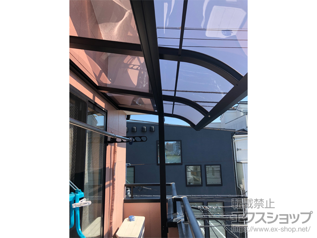 東京都板橋区ののバルコニー・ベランダ屋根 スピーネ R型 屋根タイプ 単体 積雪〜20cm対応 施工例