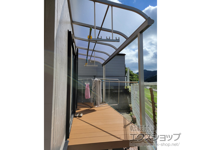 兵庫県三田市ののテラス屋根 ソラリア R型 テラスタイプ 単体 積雪〜20cm対応 施工例