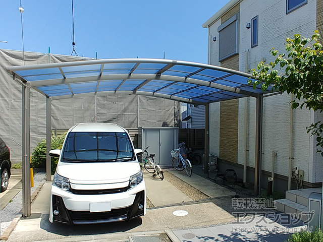 神奈川県横浜市ののカーポート ネスカR (ラウンドスタイル) ワイド 積雪〜20cm対応 施工例