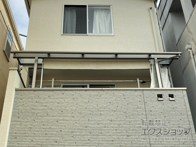 京都府乙訓郡大山崎町ののバルコニー・ベランダ屋根 スピーネ R型 屋根タイプ 単体 積雪〜20cm対応 施工例