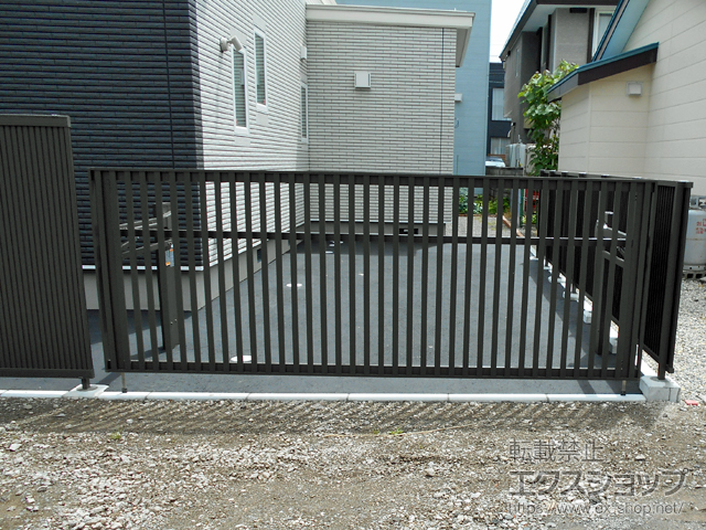 北海道函館市ののカーゲート ワイドオーバードアS4型 手動式 施工例