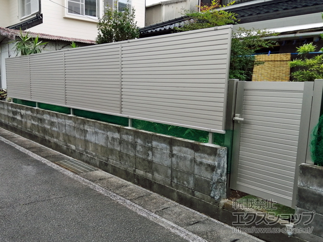 宮崎県宮崎市ののフェンス・柵 シンプレオフェンス5F型 横目隠し　自由柱施工 施工例