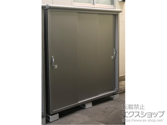 大阪府大阪市のの物置・屋外倉庫 エスモ 一般型 2100×650×1959 ESE-2106A-SS 施工例