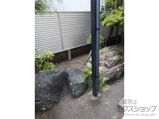 東京都練馬区ののフェンス・柵 シンプレオフェンス13F型 横ルーバー 2段支柱 自立建て用 施工例