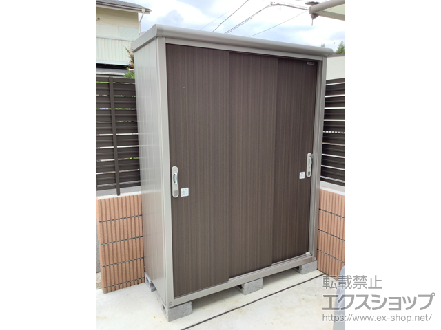 神奈川県横浜市のの物置・屋外倉庫 エスモ 一般型 1497×650×1959（ESE-1506A） ESE-1506A-DW 施工例