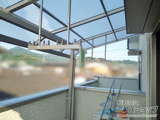 愛媛県宇和島市ののバルコニー・ベランダ屋根 プレシオステラスII R型 屋根タイプ 単体 積雪〜20cm対応 施工例