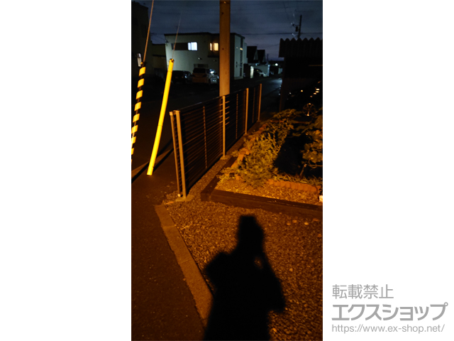 北海道旭川市ののフェンス・柵 モクハイフェンス フリーポールタイプ　木調カラー 施工例
