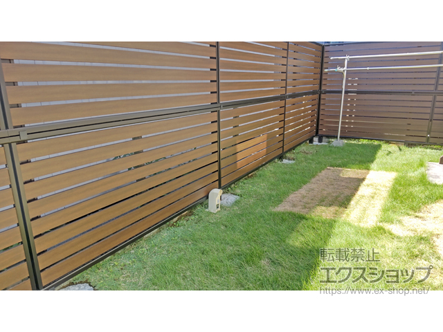埼玉県さいたま市ののフェンス・柵 モクアルフェンス 横板タイプ 2段支柱 自立建て用 施工例