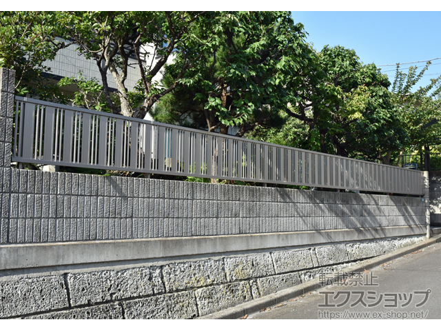 神奈川県横浜市ののフェンス・柵 ハイミレーヌR5型フェンス　フリーポールタイプ 施工例