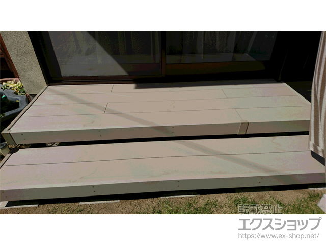 香川県東かがわ市ののウッドデッキ リウッドデッキ 200 施工例