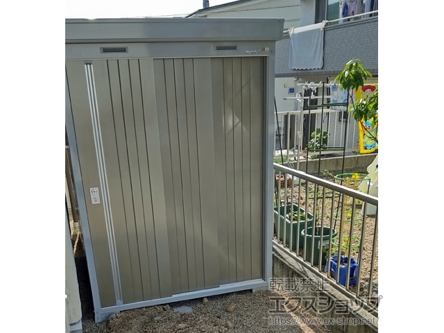三重県伊勢市のの物置・屋外倉庫 ネクスタ 一般型 1530×2630×2075 NXN-41CS-MB 施工例