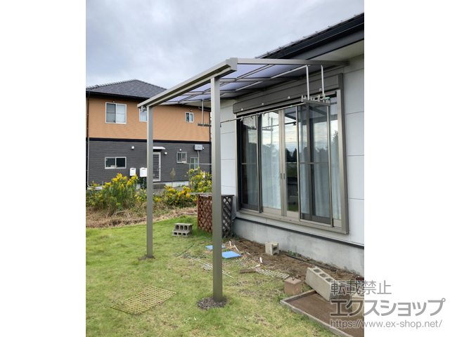 静岡県焼津市ののテラス屋根 ソラリア F型 テラスタイプ 単体 積雪〜20cm対応 施工例