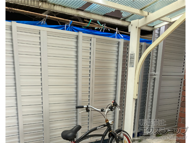 大阪府泉南郡熊取町ののフェンス・柵 シンプレオフェンス5F型 横目隠し 2段支柱 自立建て用（パネル2段） 施工例