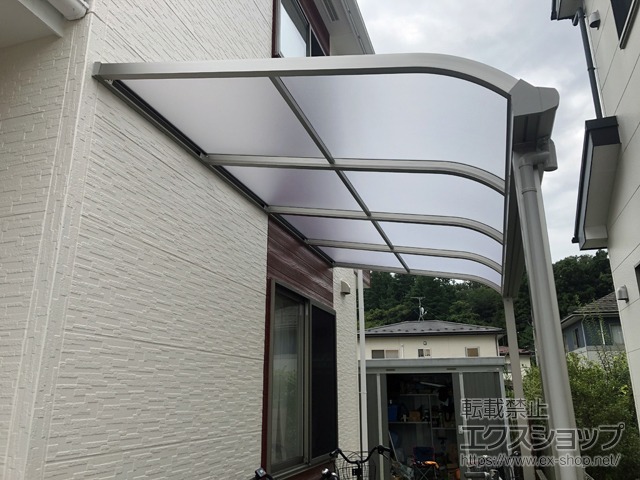 宮城県仙台市ののテラス屋根 プレシオステラスII R型 テラスタイプ 単体 積雪〜20cm対応 施工例
