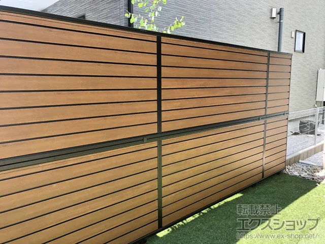 東京都町田市のValue Selectのフェンス・柵・塀 モクアルフェンス 目隠しタイプ 2段支柱 自立建て用 施工例