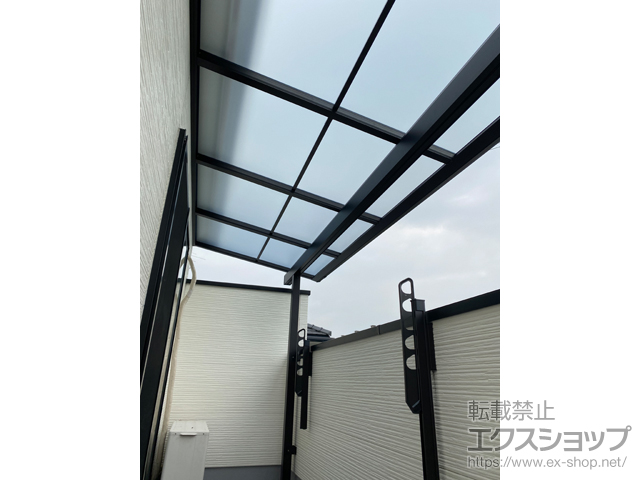 愛知県名古屋市ののバルコニー・ベランダ屋根 ソラリア F型 屋根タイプ 単体 積雪〜20cm対応 施工例