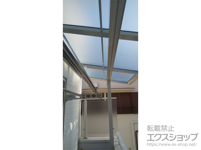 東京都足立区ののバルコニー・ベランダ屋根 スピーネ F型 屋根タイプ 単体 積雪〜20cm対応 施工例