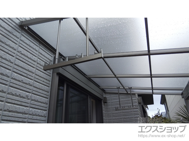 奈良県奈良市ののテラス屋根 ソラリア F型 テラスタイプ 単体 積雪〜20cm対応 施工例