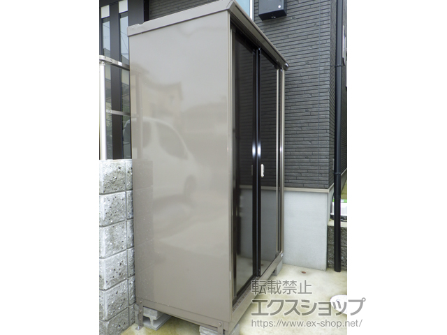 滋賀県大津市のの物置・屋外倉庫 ナイソーシスター　1320×720×1903（KMW-137E-P） KMW-137E-P-CB 施工例