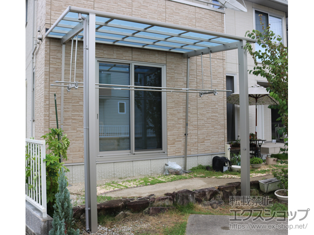 愛知県常滑市ののテラス屋根 レセパ Lタイプ 独立タイプ 積雪〜20cm対応＋吊り下げ式固定物干し標準 長さ:標準2本入り×1セット＋ 着脱式サポート 施工例