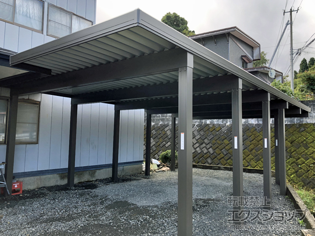 秋田県由利本荘市ののカーポート カーポートST 積雪150cm対応 4台用 縦連棟 12本柱 施工例