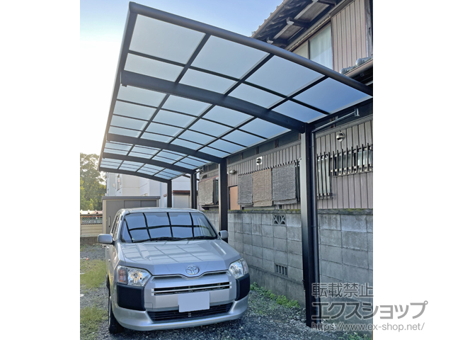 三重県桑名市ののカーポート レイナポートグラン 縦連棟　積雪〜20cm対応 施工例