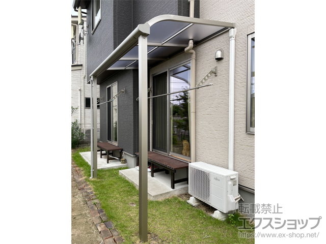 福島県福島市ののテラス屋根 プレシオステラスII R型 テラスタイプ 単体 積雪〜20cm対応 施工例