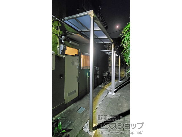 東京都北区ののテラス屋根 スピーネ F型 テラスタイプ 単体 積雪〜20cm対応 施工例