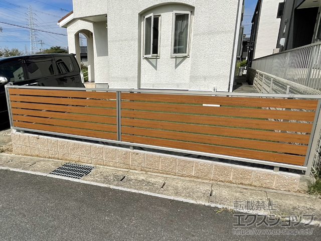 愛知県名古屋市ののフェンス・柵 ルシアスフェンスH06R型 横スリット　自由柱施工 施工例