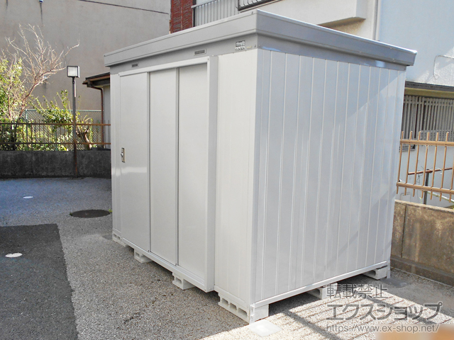 千葉県千葉市のの物置・屋外倉庫 断熱物置 ネクスタプラス 扉タイプ 一般型 2630×1790×2075（NXP-50ST） NXP-50ST-MG 施工例