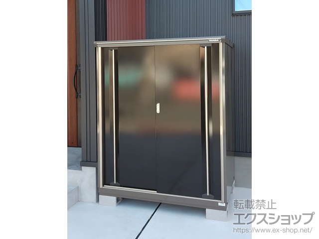 奈良県大和高田市のの物置・屋外倉庫 ナイソーシスター　1320×920×1603 KMW-139D-P-CB 施工例