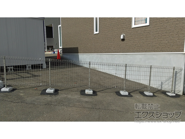 北海道札幌市ののフェンス・柵 イーネットフェンスA1FK型 傾斜地用 自由柱施工 施工例