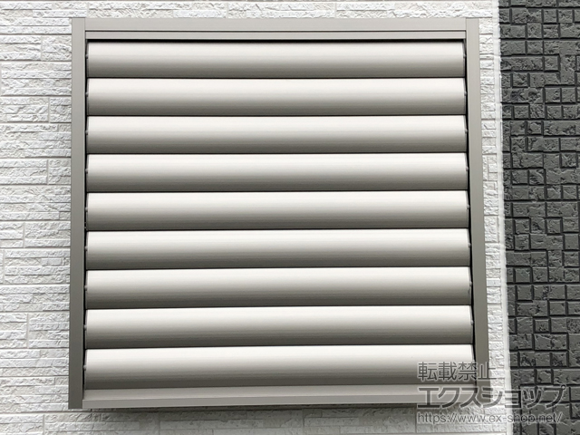 埼玉県所沢市のLIXIL リクシル（トステム）の面格子・窓格子 目隠し可動ルーバー 引き違い窓用 施工例