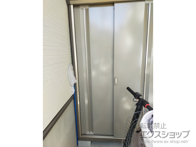 東京都江戸川区のの物置・屋外倉庫 ナイソーシスター　1100×720×1903 KMW-117E-NG 施工例