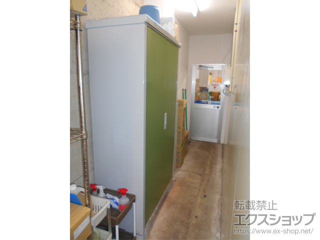 福岡県糸島市のの物置・屋外倉庫 アイビーストッカー 1100×515×1903 BJX-115E-LG 施工例