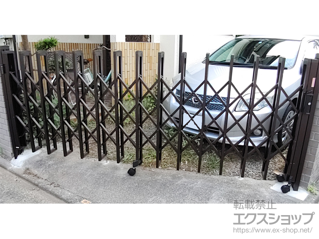 東京都世田谷区ののカーゲート トリップゲートII 3型 ストロング ノンレール 片開き 3212S 施工例