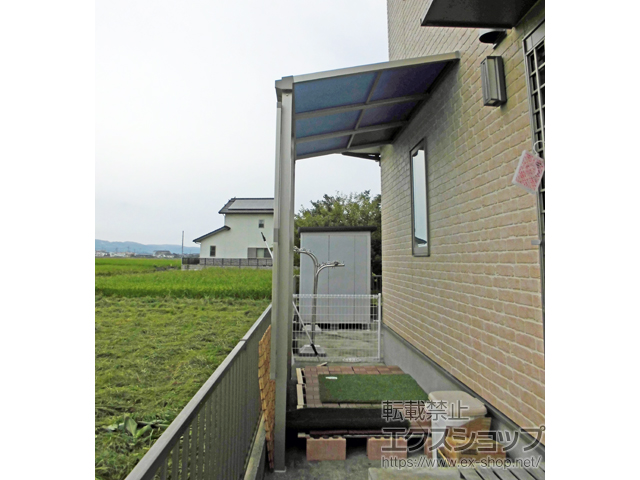 大分県杵築市ののテラス屋根 ソラリア F型 テラスタイプ 単体 積雪〜20cm対応 施工例