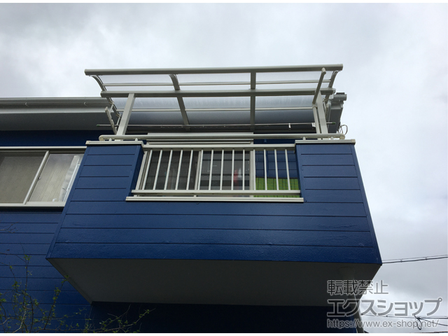 愛知県豊川市ののバルコニー・ベランダ屋根 スピーネ R型 屋根タイプ 単体 積雪〜20cm対応 施工例